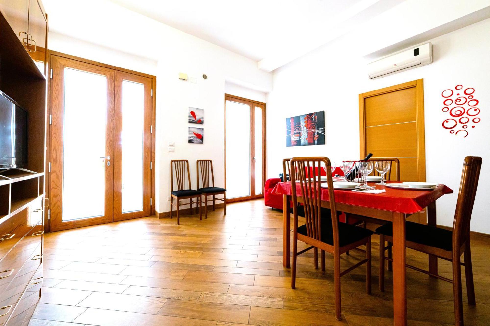 Mare E Castello Apartment มันเฟรโดเนีย ภายนอก รูปภาพ