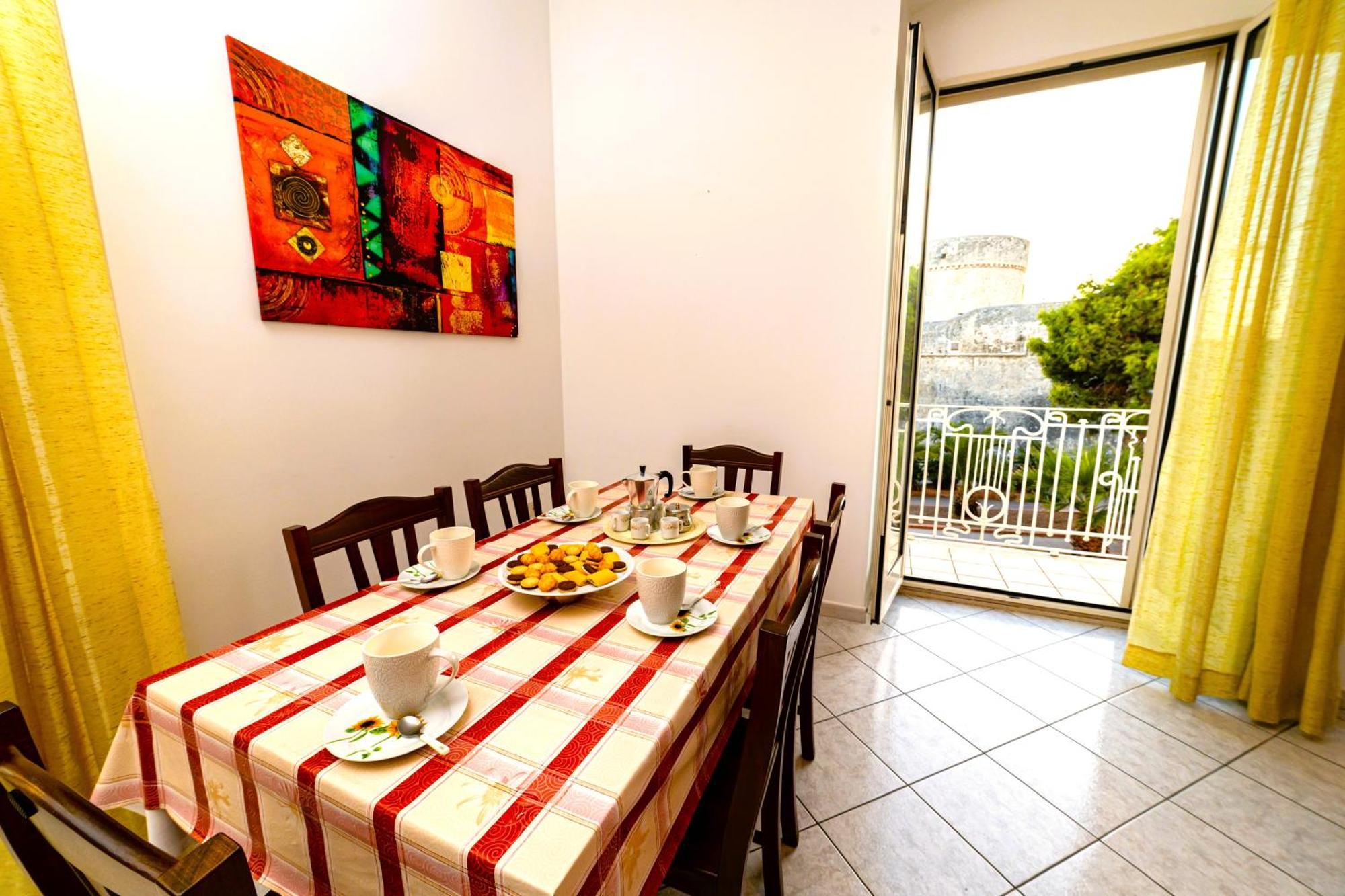 Mare E Castello Apartment มันเฟรโดเนีย ภายนอก รูปภาพ