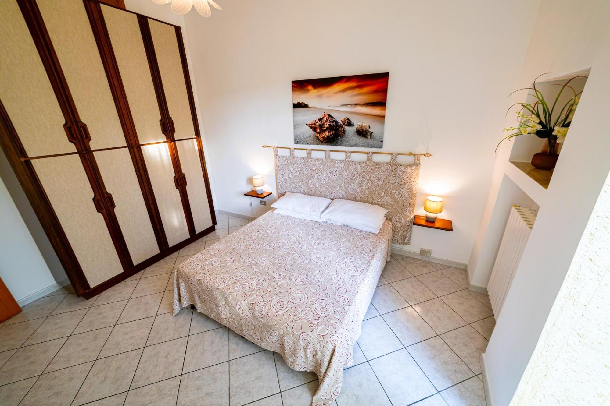 Mare E Castello Apartment มันเฟรโดเนีย ภายนอก รูปภาพ